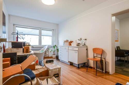 Büro 4 - 