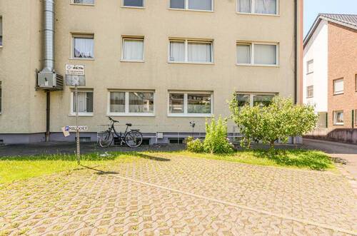 Büro Rückansicht - 6 Zimmer Büro in Leverkusen