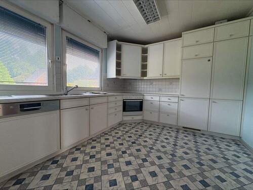 Küche - 4 Zimmer Einfamilienhaus zum Kaufen in Nordenham / Einswarden