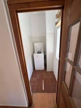 Abstellkammer mit Waschmaschin - 