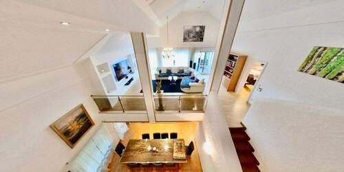 Blick auf Woh- und Esszimmer - Einfamilienhaus mit 384,00 m&sup2; in Hutthurm zum Kaufen