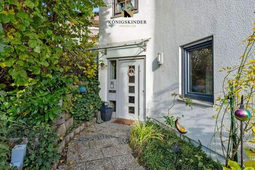 Hauseingang - 4 Zimmer Doppelhaushälfte zum Kaufen in Fichtenberg