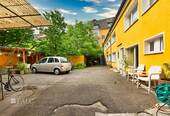 Hinterhof - 