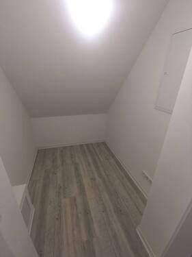 Abstellkammer - 