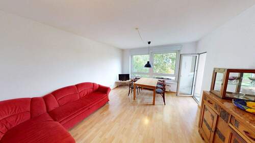 Wohnzimmer - Lichtdurchflutete 2-Zi.-Whg. mit sep. Küche und Balkon in Top-Lage KlinikumUni-Campus - bezugsfrei!