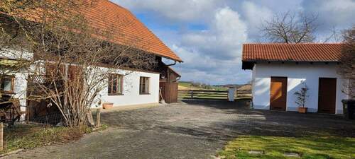 Werkstatt und Nebengebäude - 7 Zimmer Einfamilienhaus zum Kaufen in Unterdietfurt