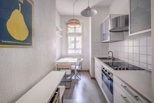 Küche mit Essbereich - 2 Zimmer Etagenwohnung zum Kaufen in Berlin