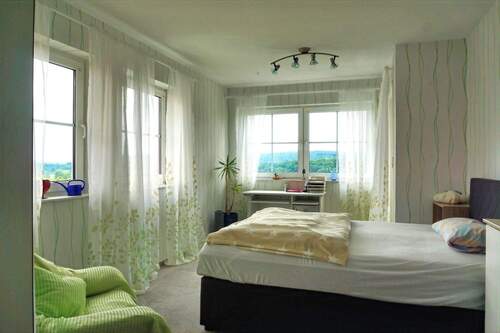 Gästezimmer - 1 Zimmer Einfamilienhaus zum Kaufen in Bad Bocklet