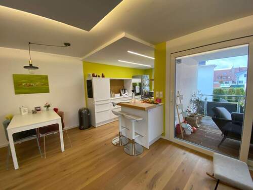 Küche/Wohnen.jpg - 3 Zimmer Etagenwohnung in Weinstadt