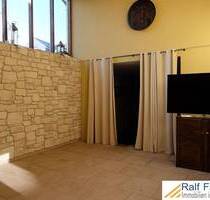 Schweich, außergew. 2 ZKB mit Galerie, Einbauküche u. Innenhof. Auf Wunsch mit Gartenanteil.