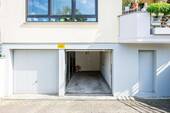 Garage, Straßenansicht - 