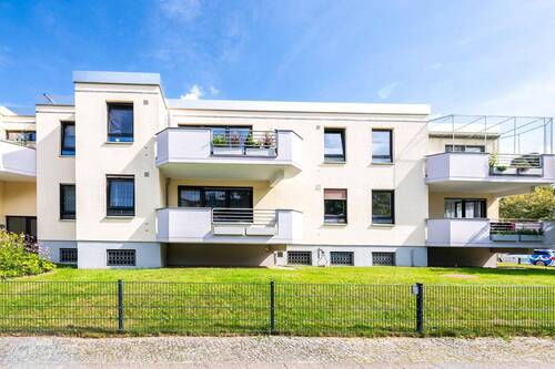 Frontansicht Straßenseite - 