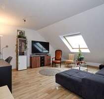 Gepflegte ETW mit großer Dachloggia im Süden - Büren