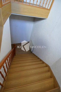 Treppenaufgang zum DG - 