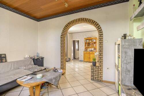 Wohnzimmer linke Haushälfte - 