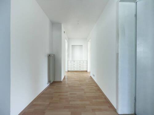 11 EG Eingangsbereich - 