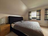 Schlafzimmer DG - 