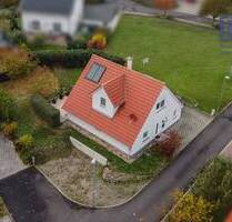 Familienfreundliches Einfamilienhaus in ruhiger Wohnlage - Aub