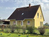 Eingang Nordseite mit Carport - 