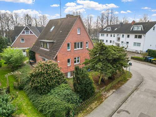 Ansicht-Vorne-Eingang - 7 Zimmer Einfamilienhaus in Timmendorfer Strand
