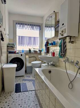 Haus B_1.OG rechts Bad - 