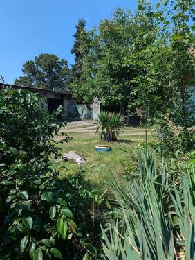 Innenhof - Einfamilienhaus mit 200,00 m² in Gorden-Staupitz zum Kaufen