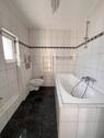 Badezimmer (EG) - 