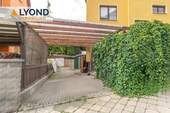 Einfahrt - 7 Zimmer Mehrfamilienhaus, Wohnhaus zum Kaufen in Erfurt