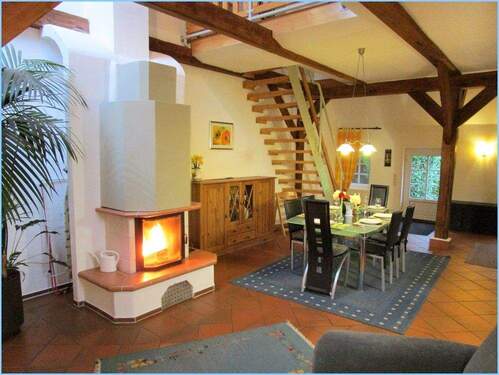 Wohn-/ Essbereich FeWo 1 - 1 Zimmer Mehrfamilienhaus, Wohnhaus zum Kaufen in Stadland / Reitland