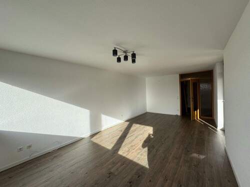 Wohn/Esszimmer - 2 Zimmer Etagenwohnung in Bietigheim-Bissingen