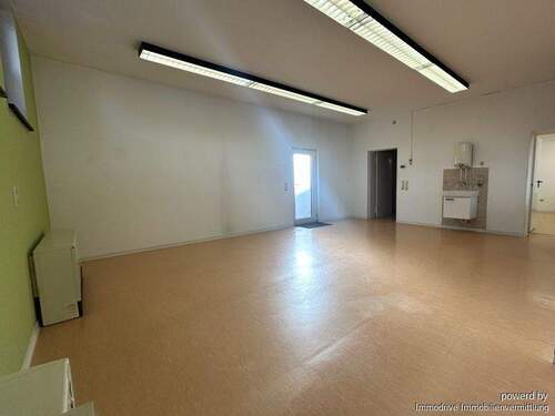 großer teilbarer Raum - Büro in Westerheim