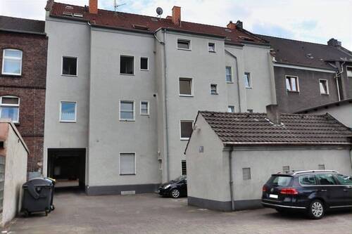 Erdgeschoßwohnung - 