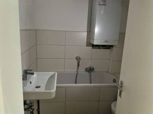 Erdgeschoßwohnung - 