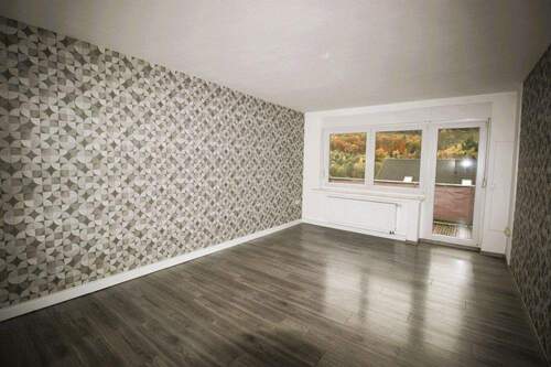 Wohnen - 4 Zimmer Etagenwohnung zur Miete in Lennestadt