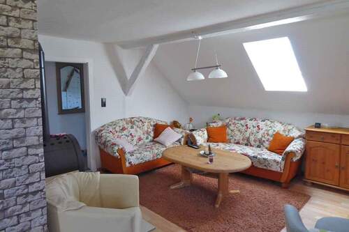 Blick ins Wohnzimmer (DG) - 