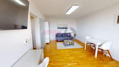 Wohnzimmer - 2 Zimmer Etagenwohnung zur Miete in München