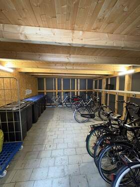 Fahrradschuppen - 