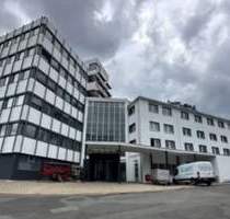 Bürogebäude Praxis und Gewerbefläche mit Lagerräumen - Aarbergen Kettenbach