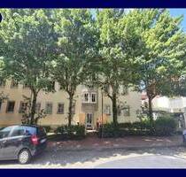 Gute Lage in Östliche Altstadt: freundliche 2-Zimmer-Wohnung + Tageslichtbad m. Wanne + Abstellraum - Rostock Stadtmitte