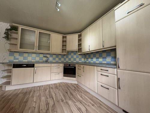 Küche - 7 Zimmer Einfamilienhaus zum Kaufen in Nordenham