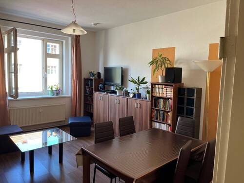 Whg OG Wohnzimmer 2.jpg - Etagenwohnung in Berlin zum Kaufen