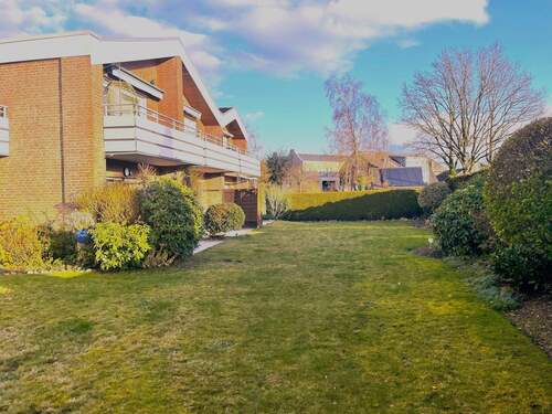 Blick auf das Haus - 2 Zimmer Terrassenwohnung zum Kaufen in Varel