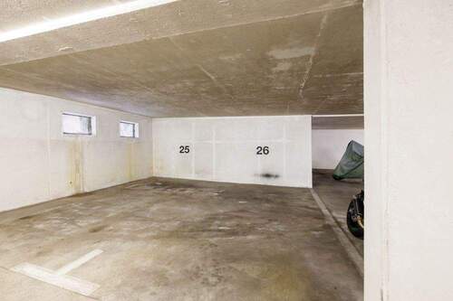 Tiefgaragenstellplatz - 