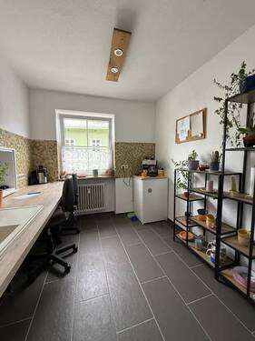 a3b63a23-3de0-42d0-942d-69a080804960-1901151799.we - 