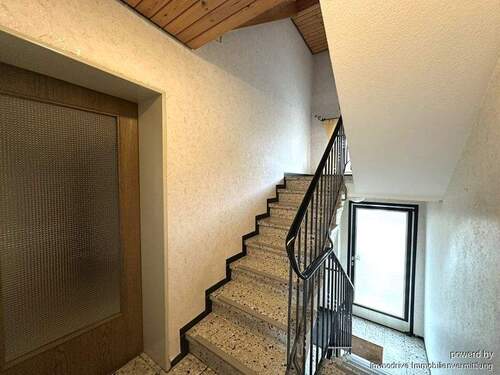 Treppenhaus zum 1.OG - 