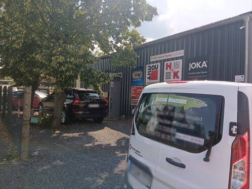 Halle von links - 