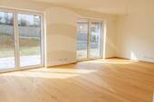 Beispiel Wohnbereich - Doppelhaushälfte mit 159,00 m² in Neukirchen am Inn zum Kaufen