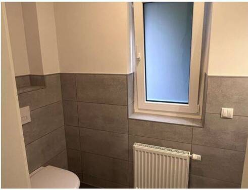 G-WC.JPG - 