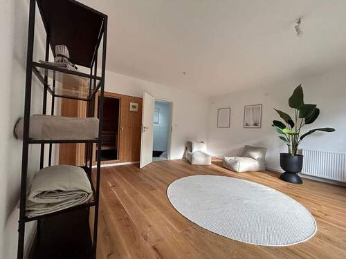 Bild 2 - 1 Zimmer Einfamilienhaus zum Kaufen in Upgant-Schott