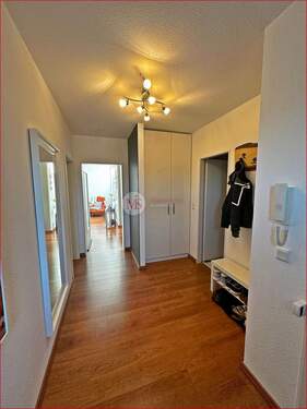 Flur - 2 Zimmer Etagenwohnung zur Miete in Neuss